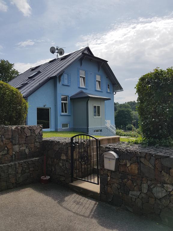 Blue Pension Svoboda nad Upou Bagian luar foto