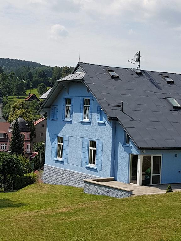 Blue Pension Svoboda nad Upou Bagian luar foto